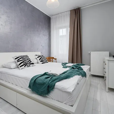 Shortstaypoland Srodkowa B189 Varşova